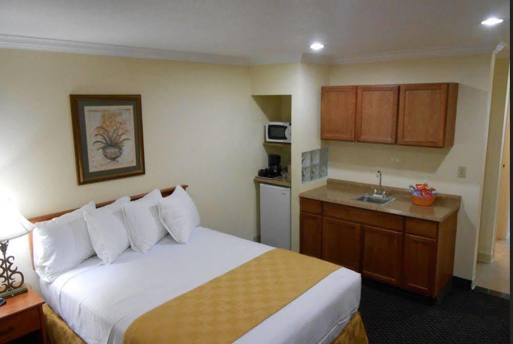 Best Host Inn Plaza Kansas City Esterno foto